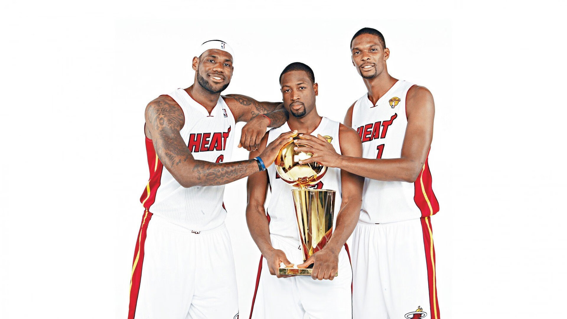 西甲国家德比与NBA鏖战，体育之夜的激情交响