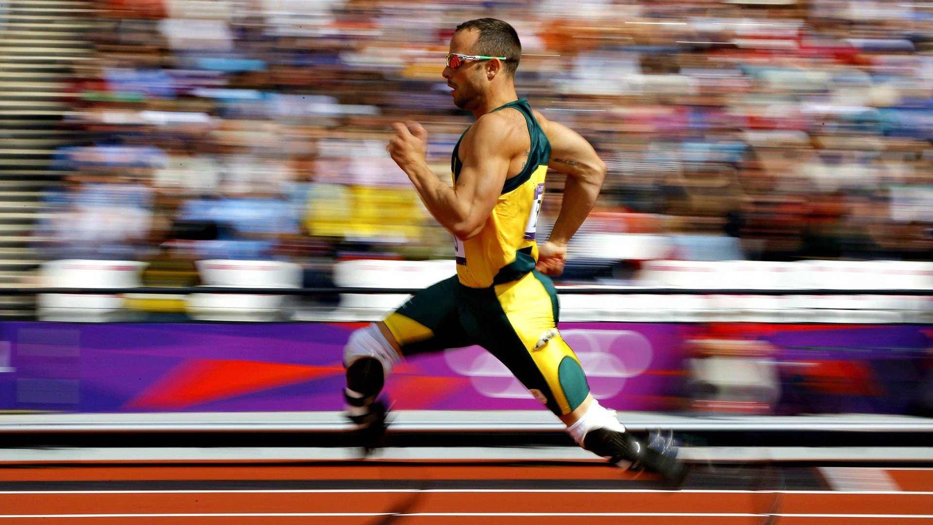 塞维利亚斩落丹麦,凯恩成为全场焦点,一场战术与意志的胜利