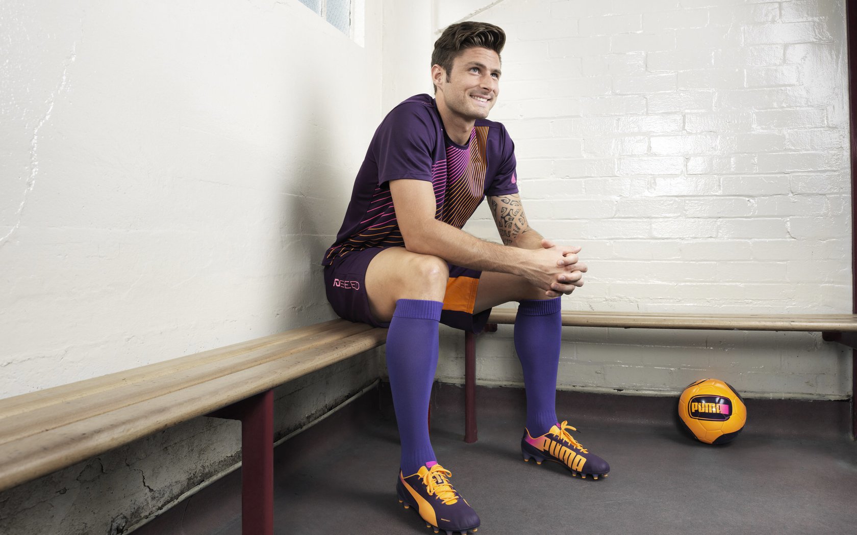 节奏之变，从哈兰德到喀麦隆，足球场上的唯一性胜利法则