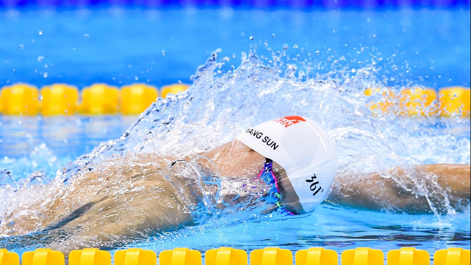 世界杯之夜,锡安在美加墨的聚光灯下展现巨星价值