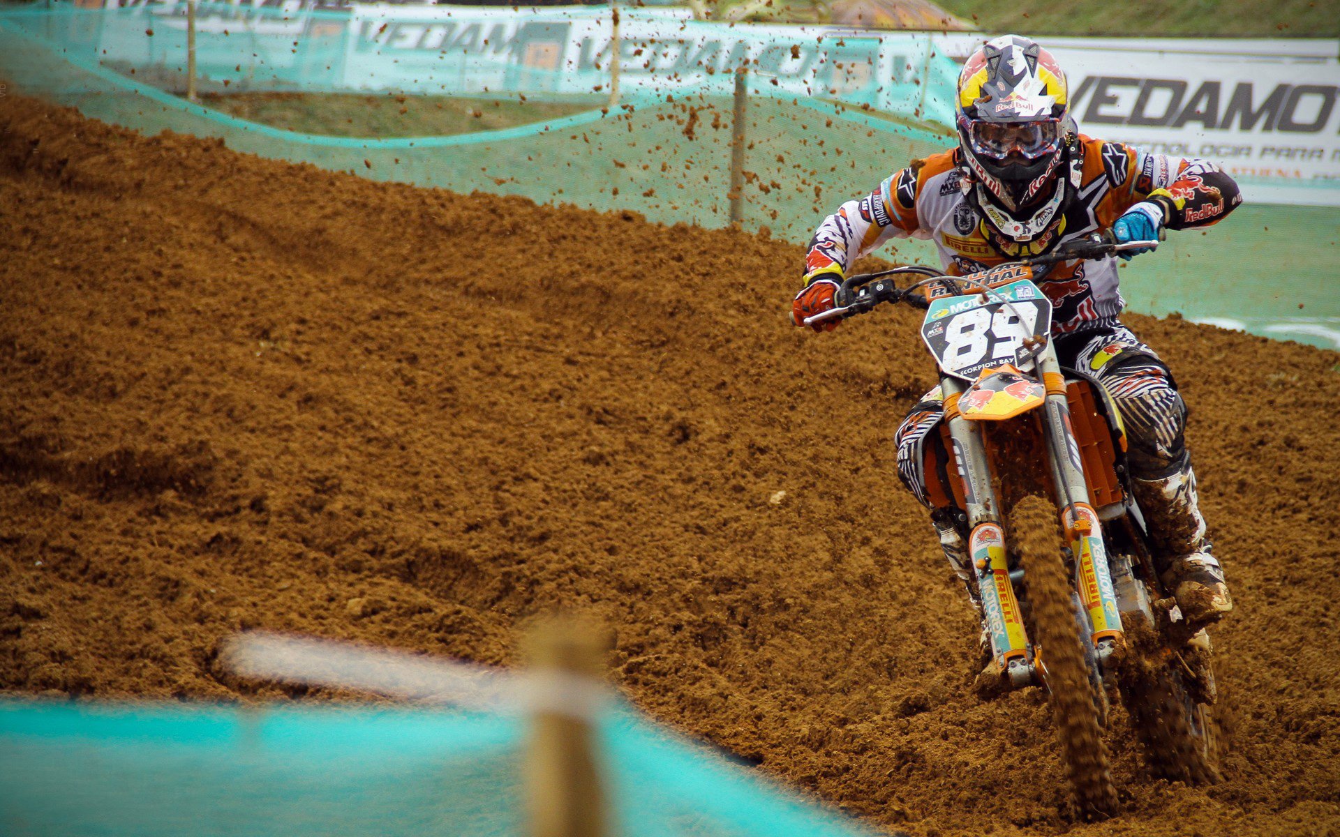 当希腊节奏遇见南半球风暴，萨拉赫惊艳四座的跨大陆足球启示录